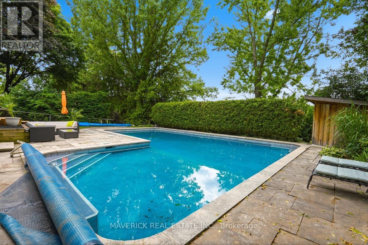 653 VISCOUNT ROAD - Image 48