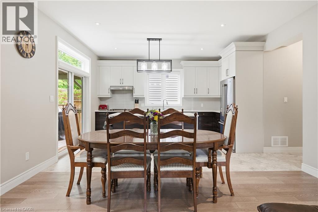 1 LINDSAY Way - Image 11