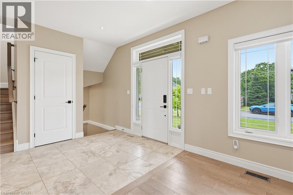 1 LINDSAY Way - 5