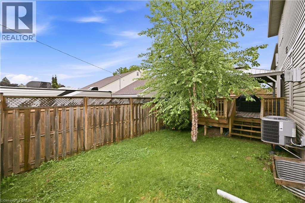 1 LINDSAY Way - 37