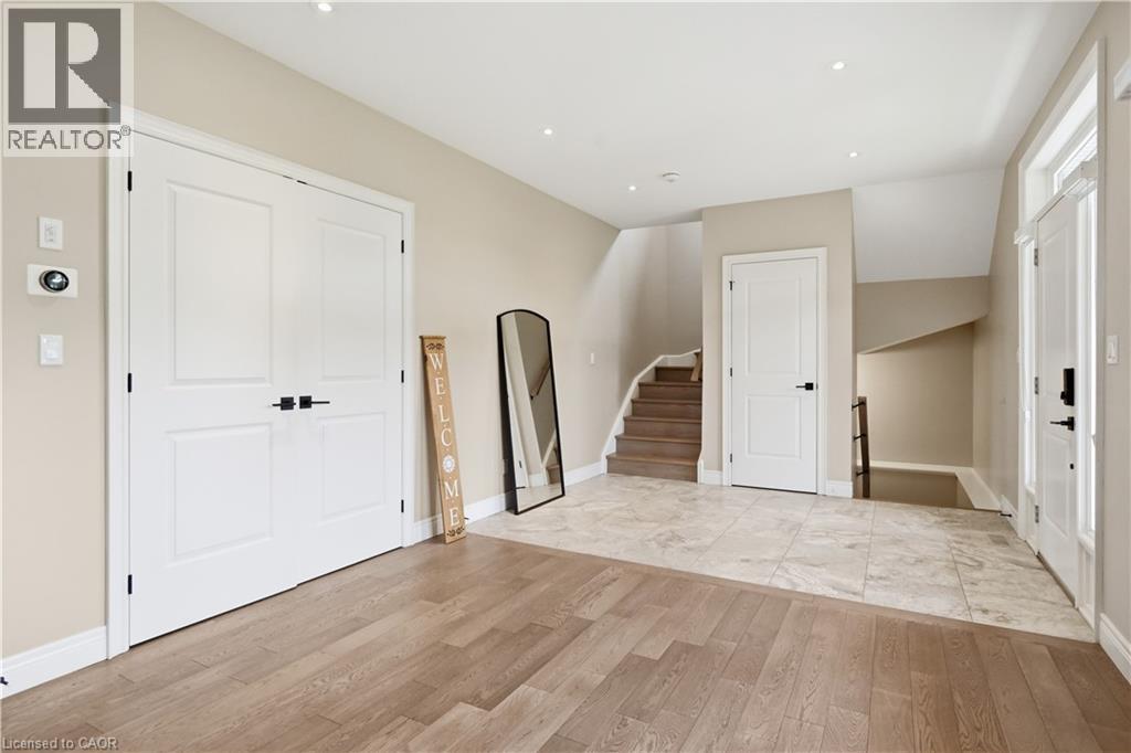 1 LINDSAY Way - Image 21