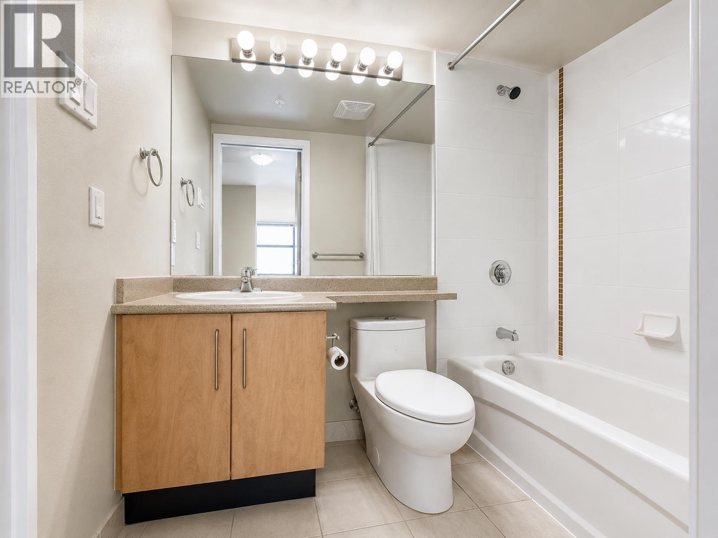 2 Bed, 2 Bath House for Sale in Vancouver – 2009 5380 OBEN STREET, Vancouver – MLS# R3155022 - Image 26