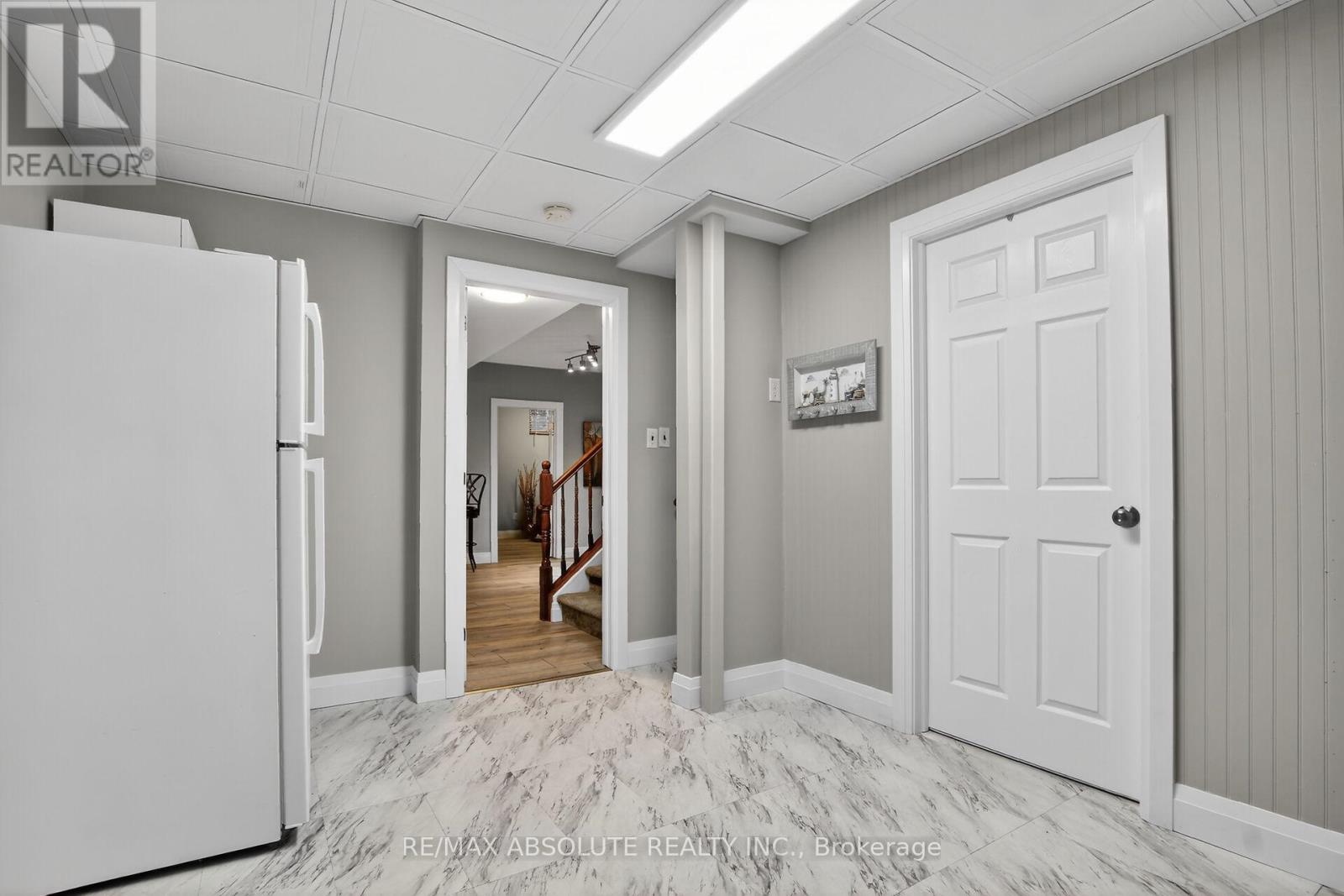 3 Bed, 3 Bath House for Sale in Ottawa – 19 GOLDORA PRIVATE, Ottawa – MLS# X13676488 - Image 32
