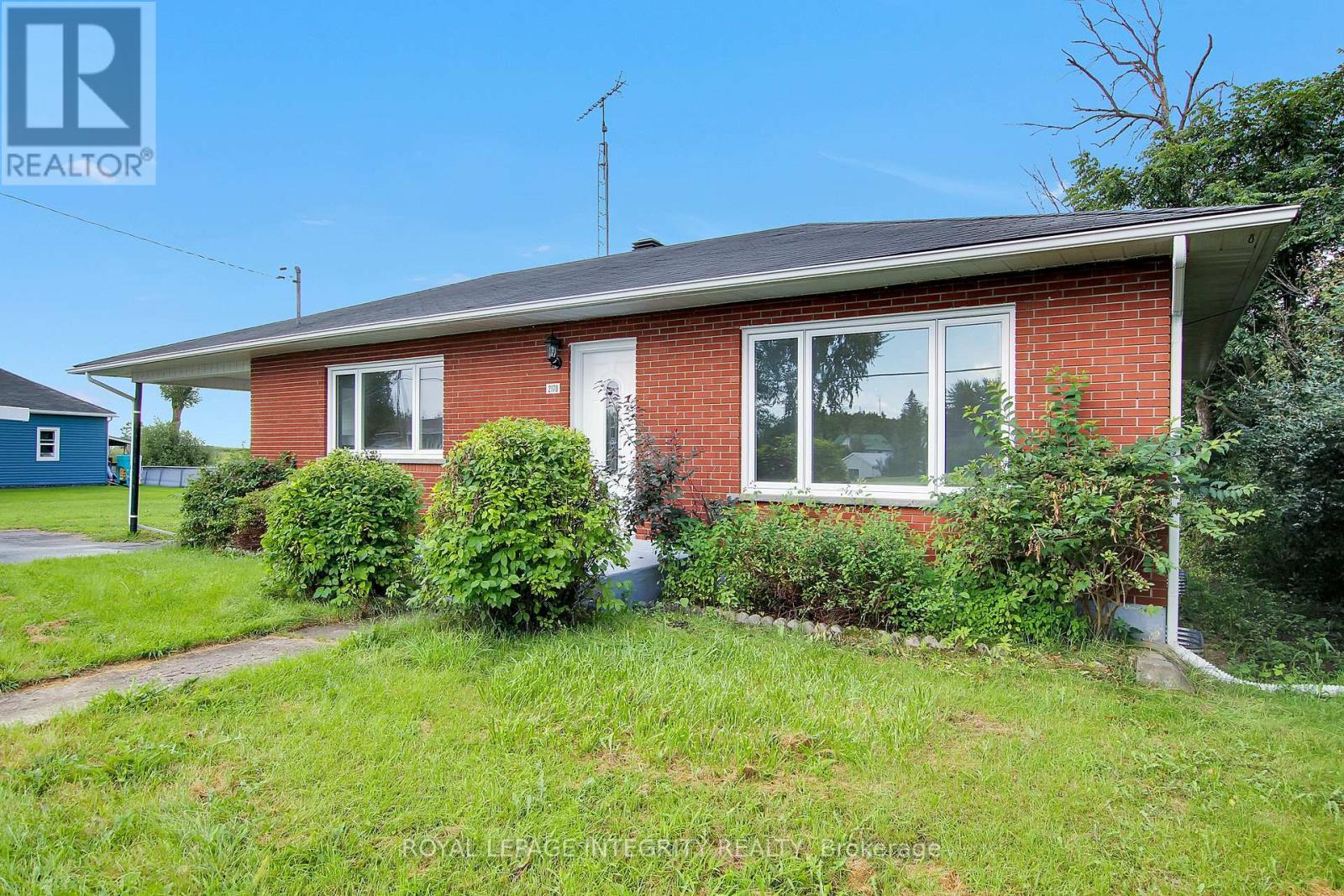 2170 LAJOIE STREET - 2