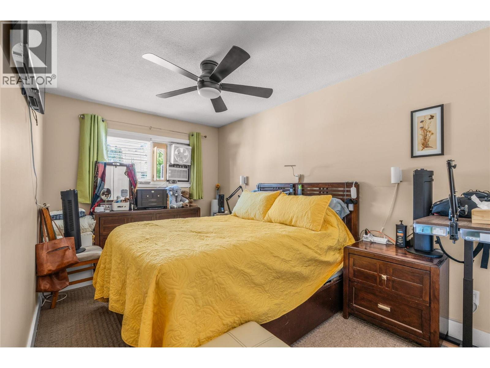 4211 27 Avenue - Image 40