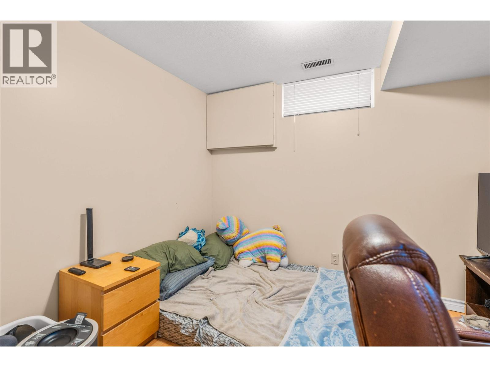 4211 27 Avenue - Image 46