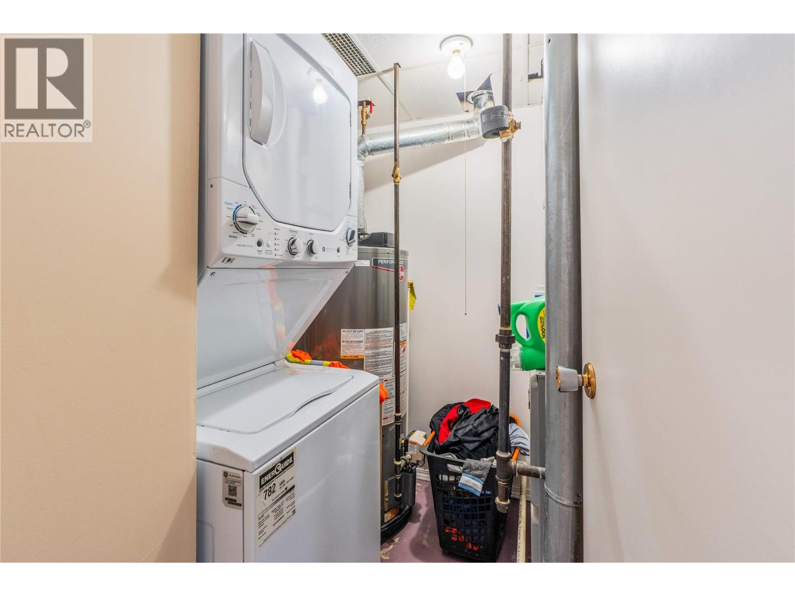 4211 27 Avenue - Image 48