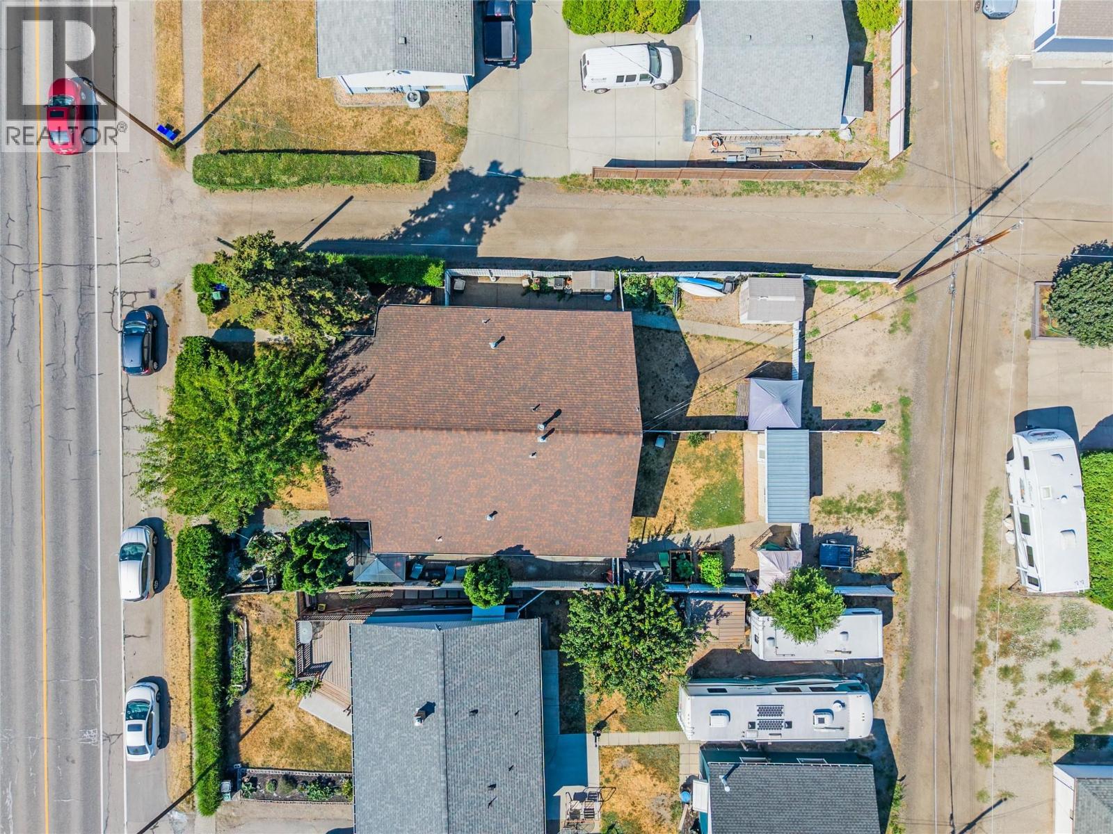 4211 27 Avenue - 50