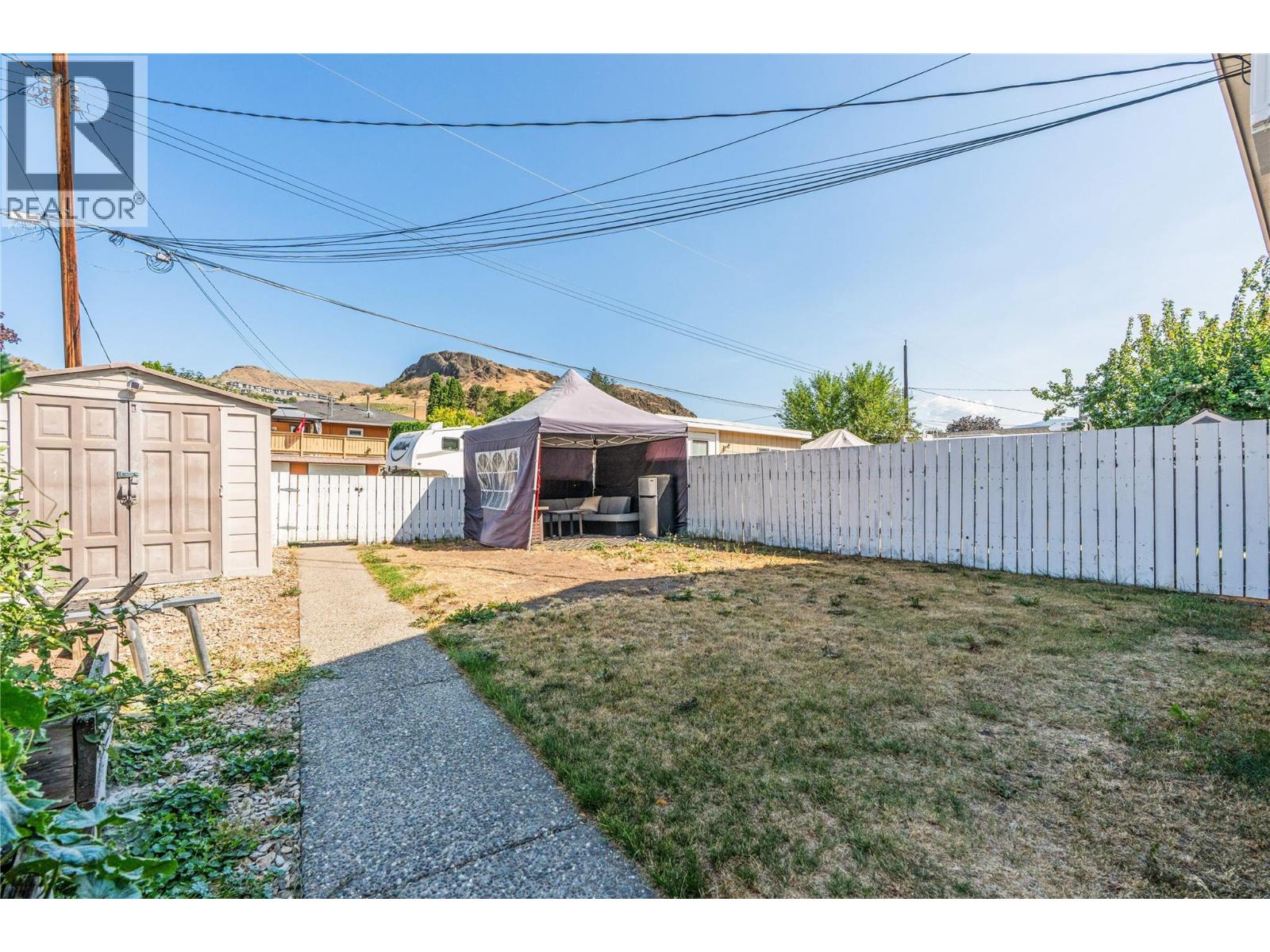 4211 27 Avenue - Image 9