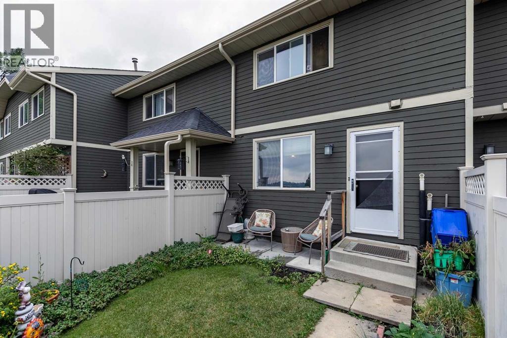 316 Queenston Heights Southeast - Photo 25