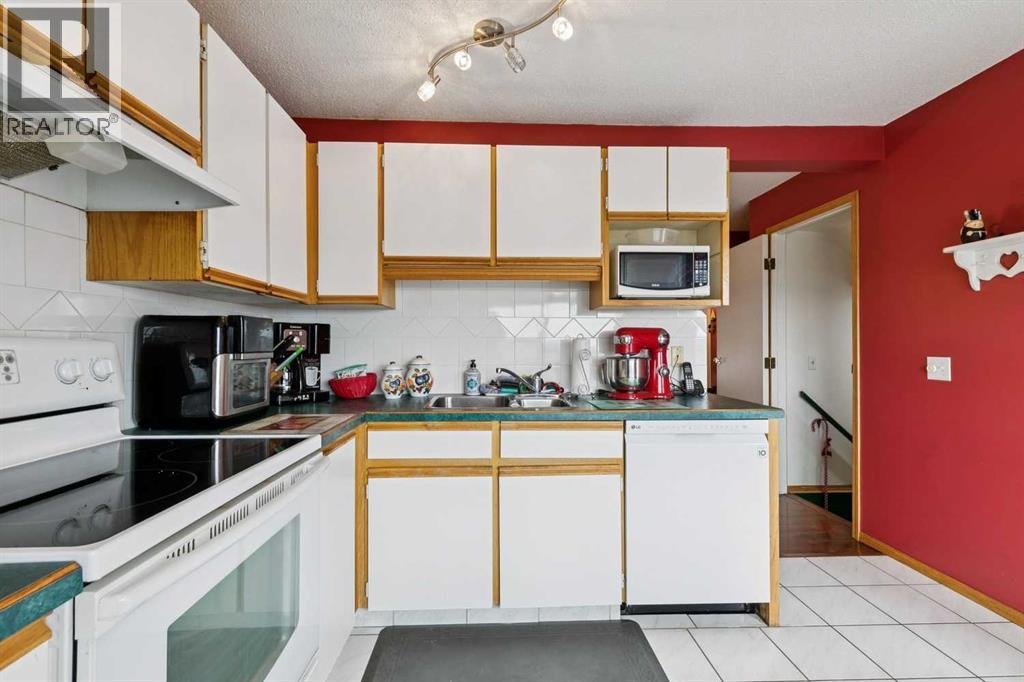 316 Queenston Heights Southeast - Photo 14