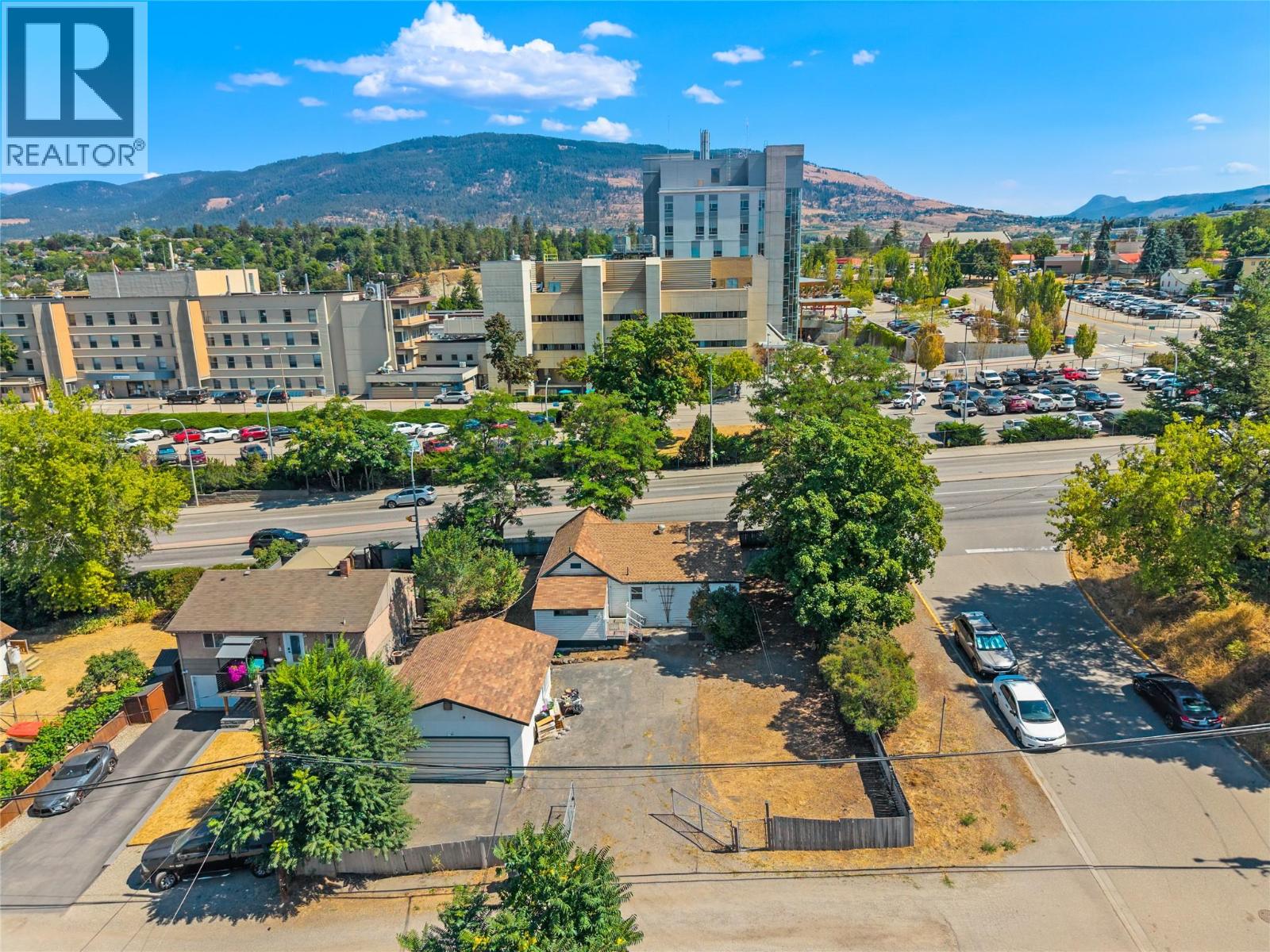 2100 32nd Street, Vernon
