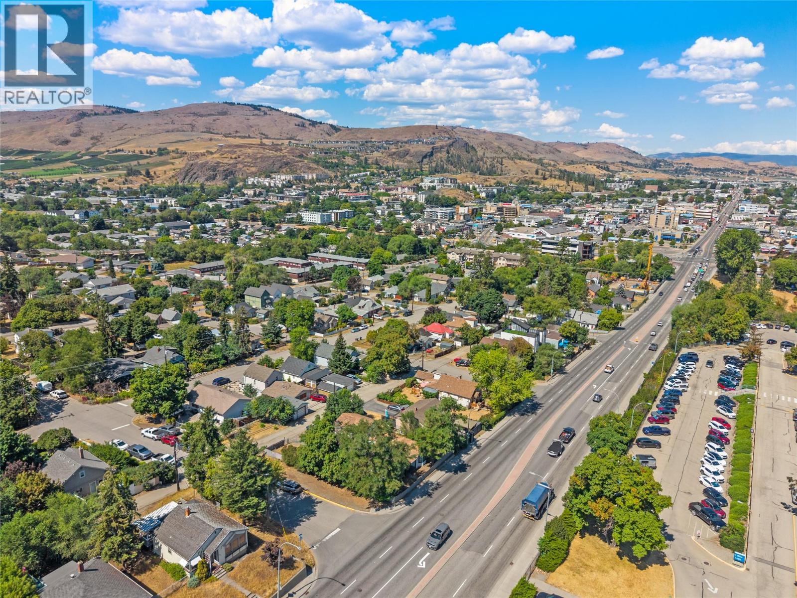 2100 32nd Street - 14