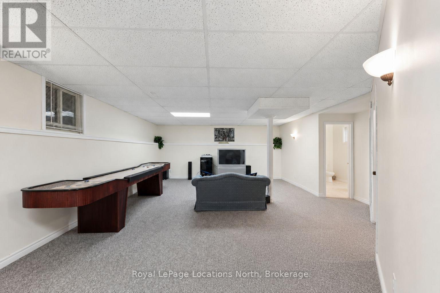 4 TRAILWOOD PLACE - Image 33