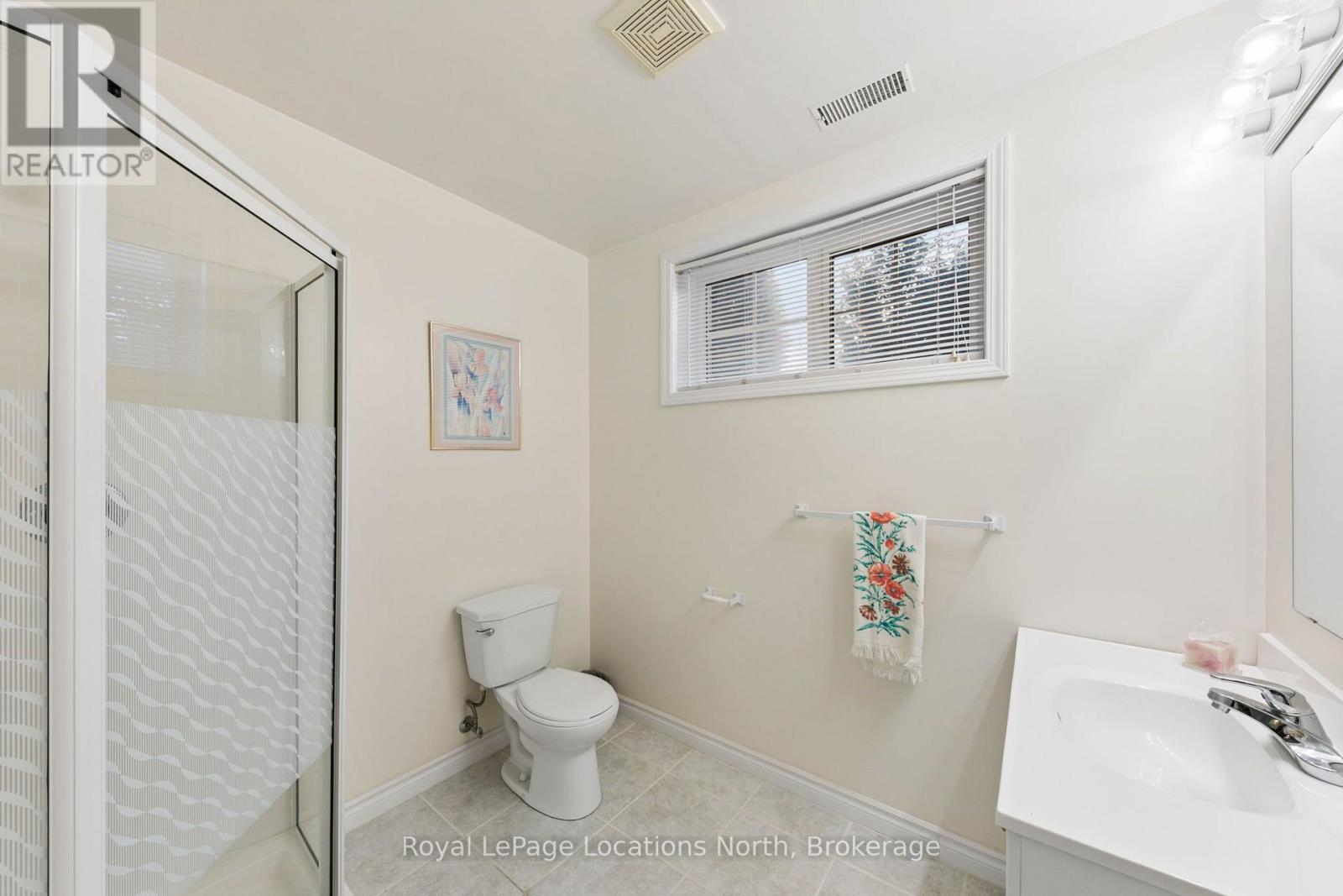 4 TRAILWOOD PLACE - 36