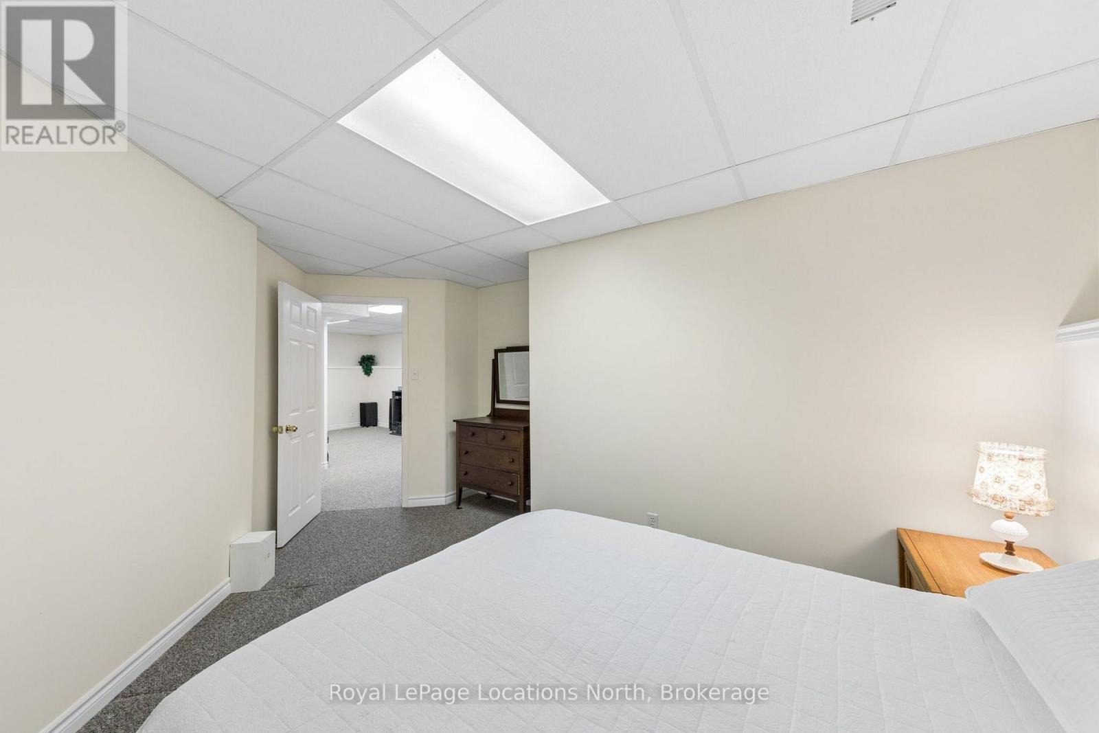 4 TRAILWOOD PLACE - Image 40