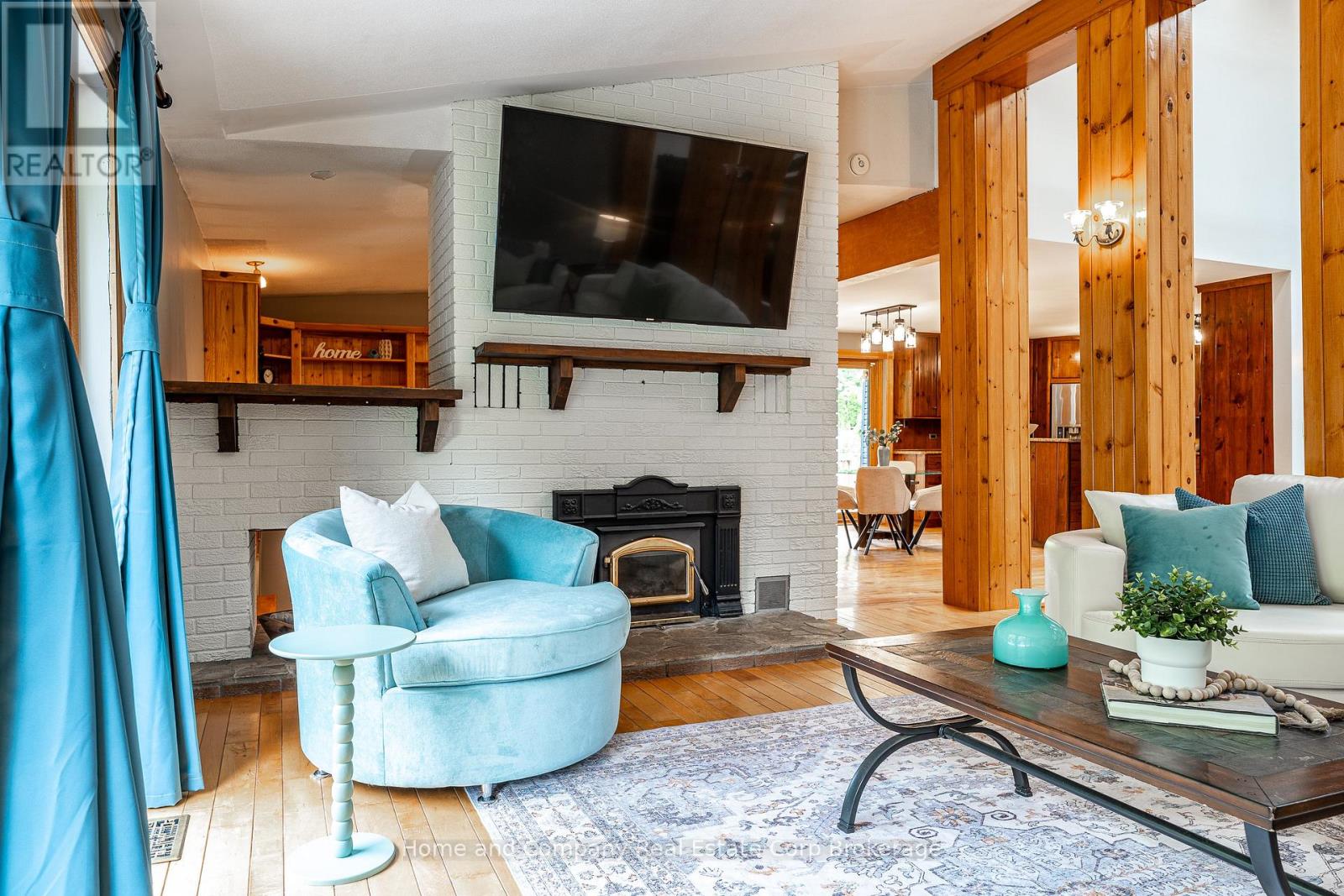 256360 SUNOVA CRESCENT - 16