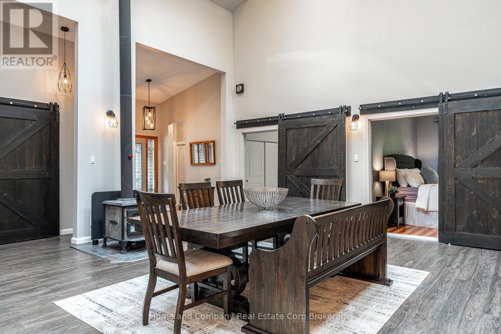 256360 SUNOVA CRESCENT - Image 5