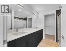 15 Heritage Heath, Cochrane, AB T4C3K8 Photo 22