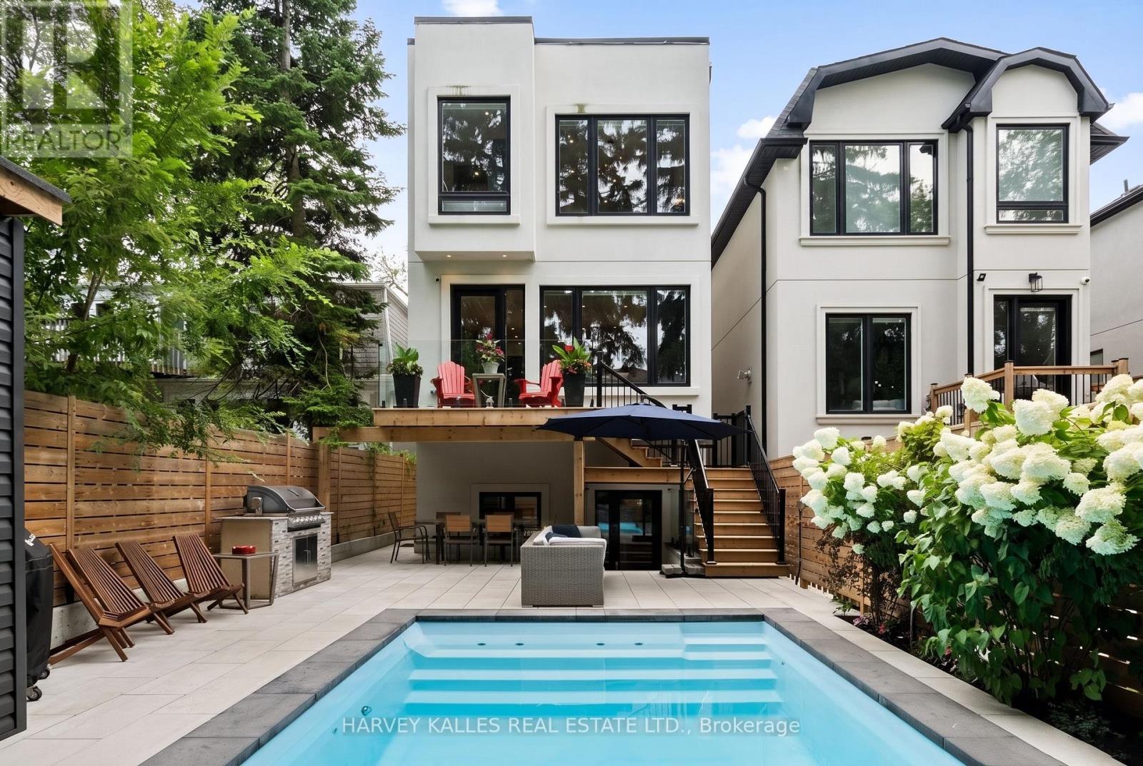 84 FLORENCE AVENUE - Image 39