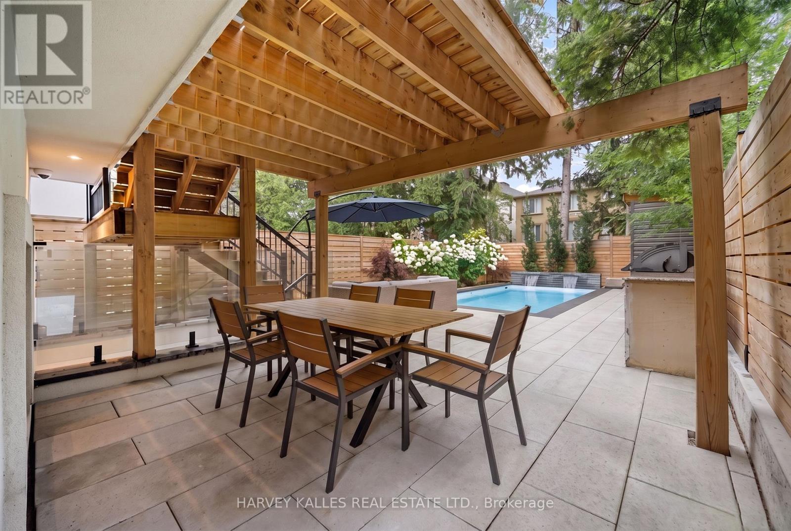 84 FLORENCE AVENUE - 43