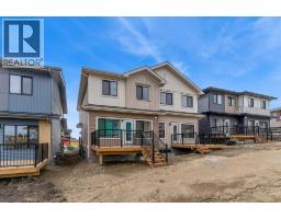 15 Heritage Heath, Cochrane, AB T4C3K8 Photo 31