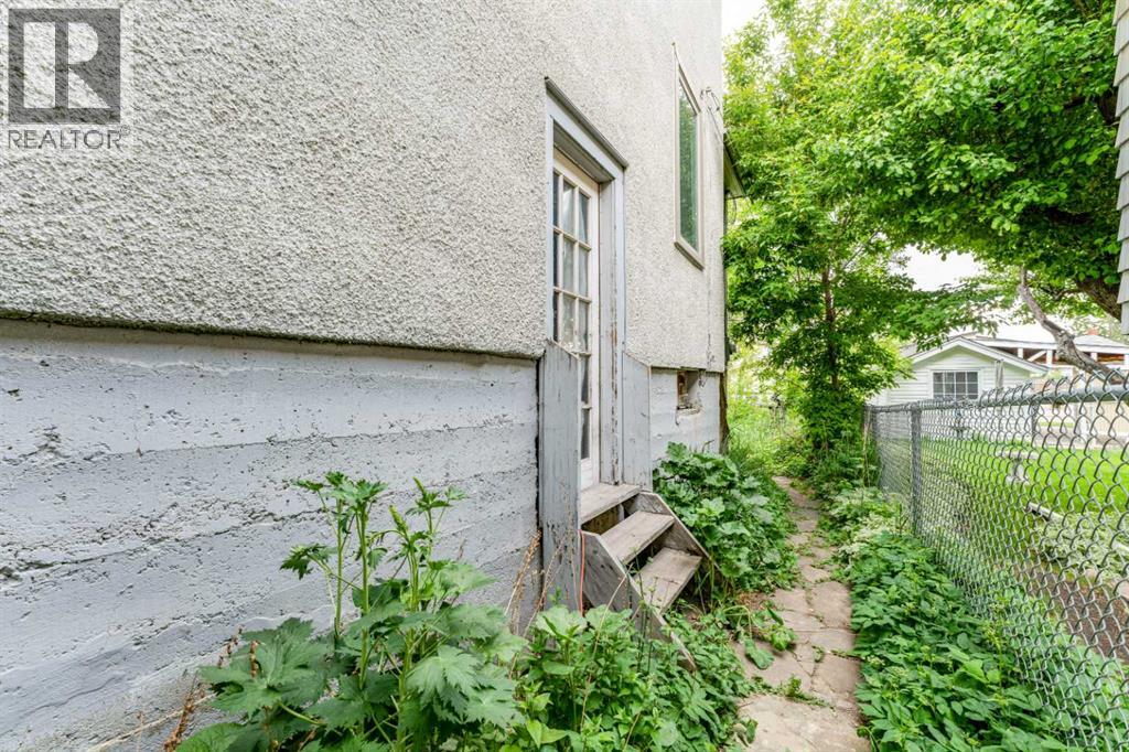 2108 8 Street Southeast - Photo 9