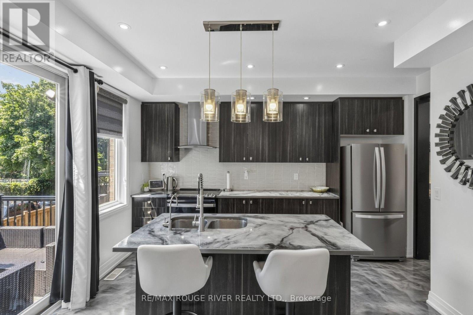 24 WATERSIDE WAY - Image 17