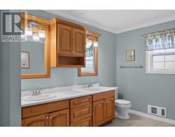 342 Main Street thumbnail 19