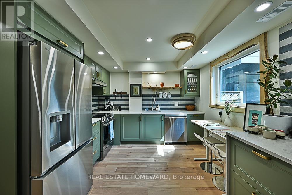 Photo of 254 Rhodes Avenue