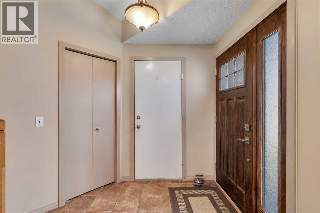 56 Coverdale Place Northeast