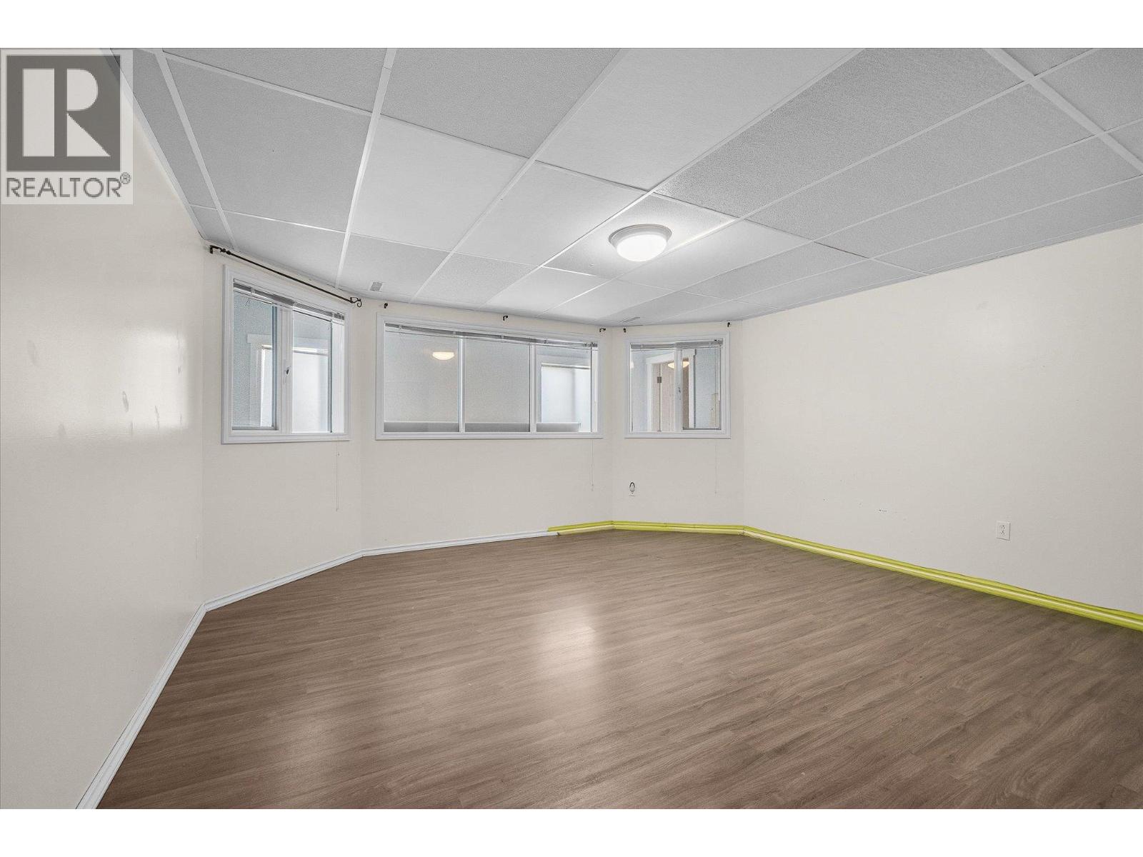 848 Webster Road - 17