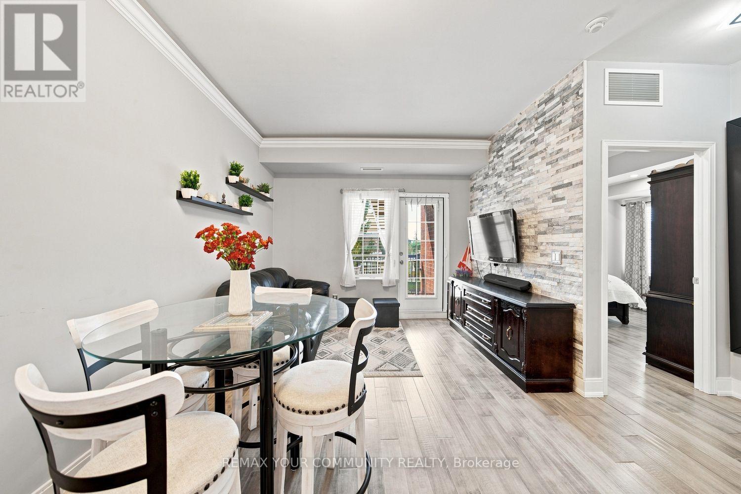 #210 9973 KEELE STREET - 17