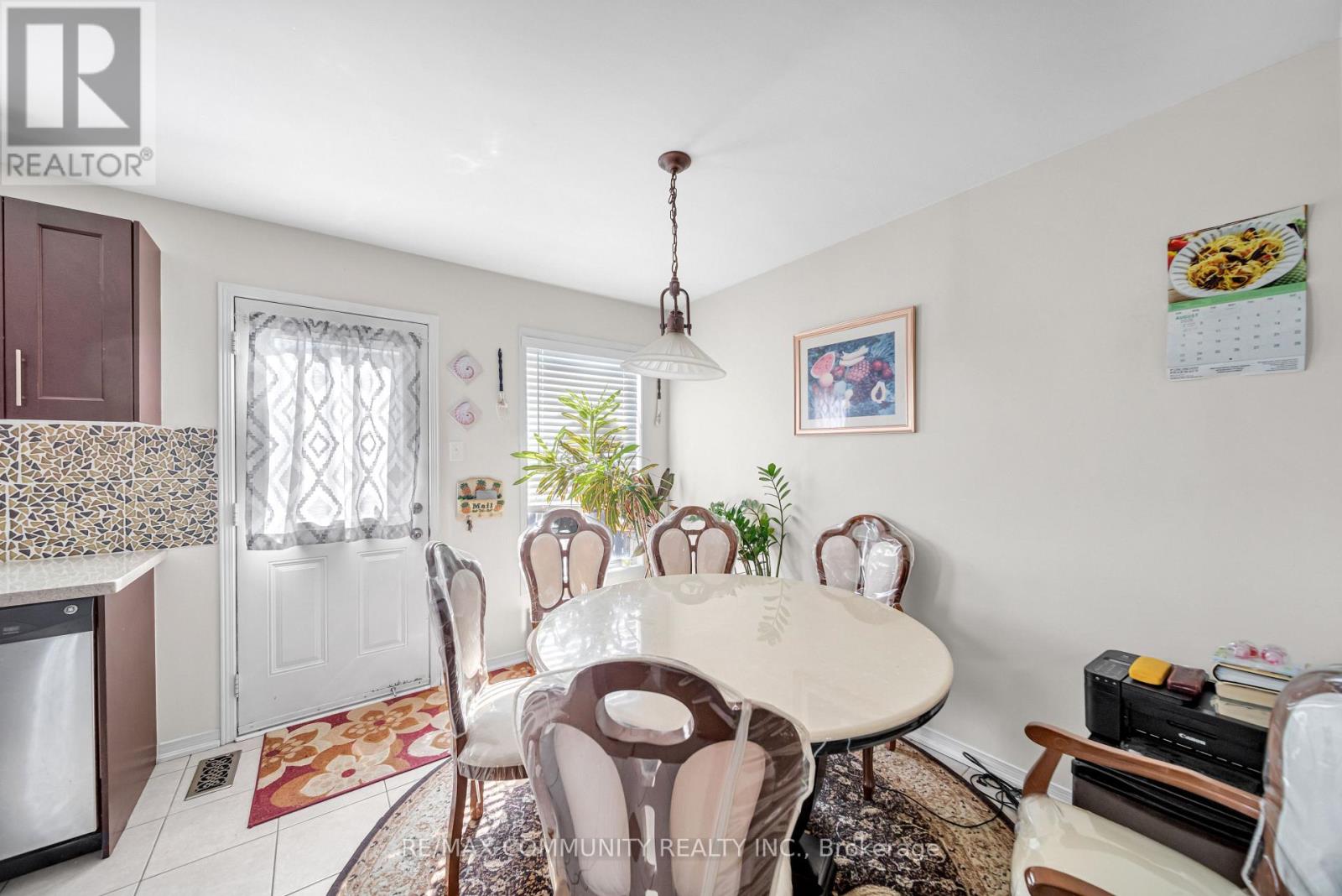 220 LAGEER DRIVE - 12