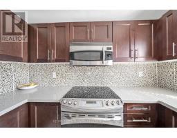 220 Lageer Drive, Whitchurch Stouffville, ON L4A0X1 Photo 15
