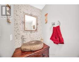 220 Lageer Drive, Whitchurch Stouffville, ON L4A0X1 Photo 17