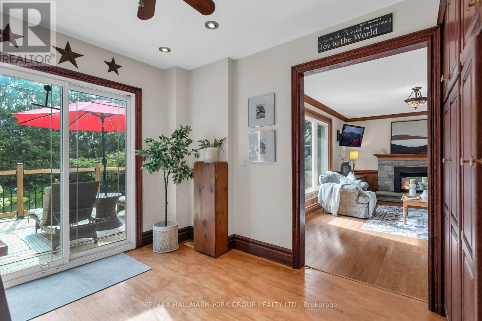 606 HAINES ROAD - 18