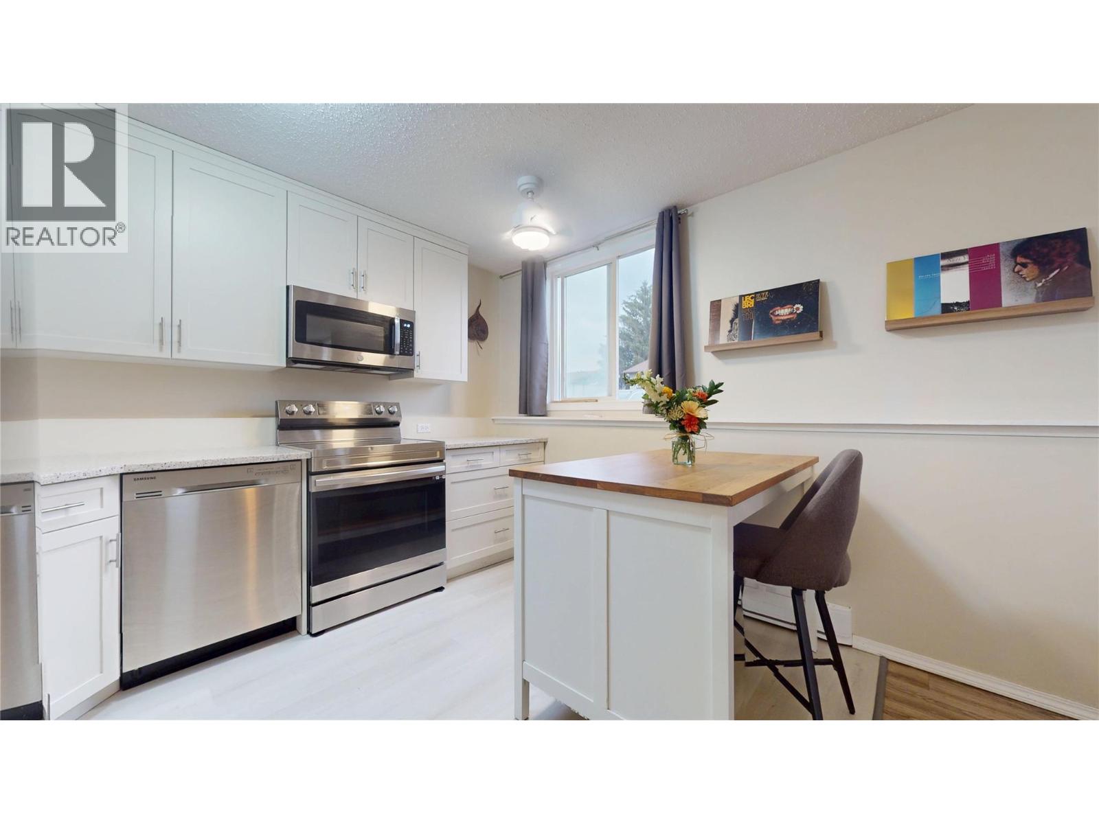 #6 717 21ST Avenue N - 14
