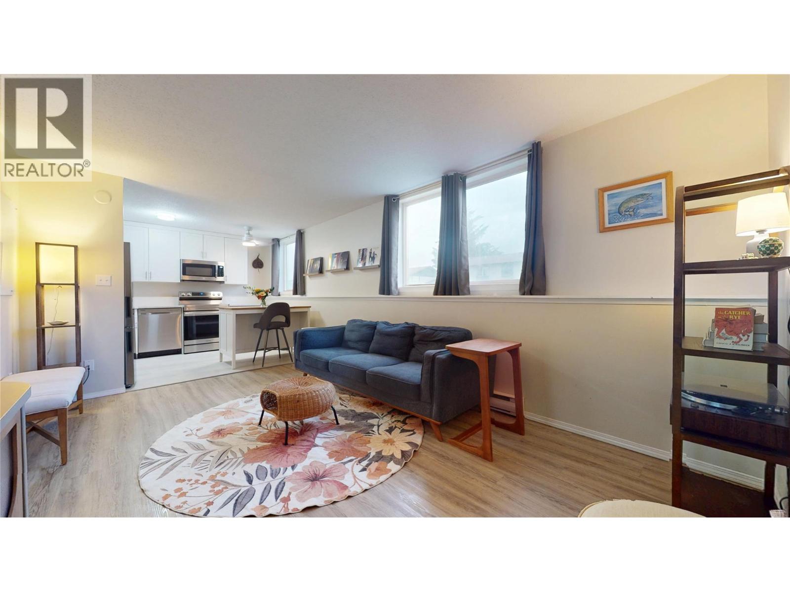 #6 717 21ST Avenue N - Image 7