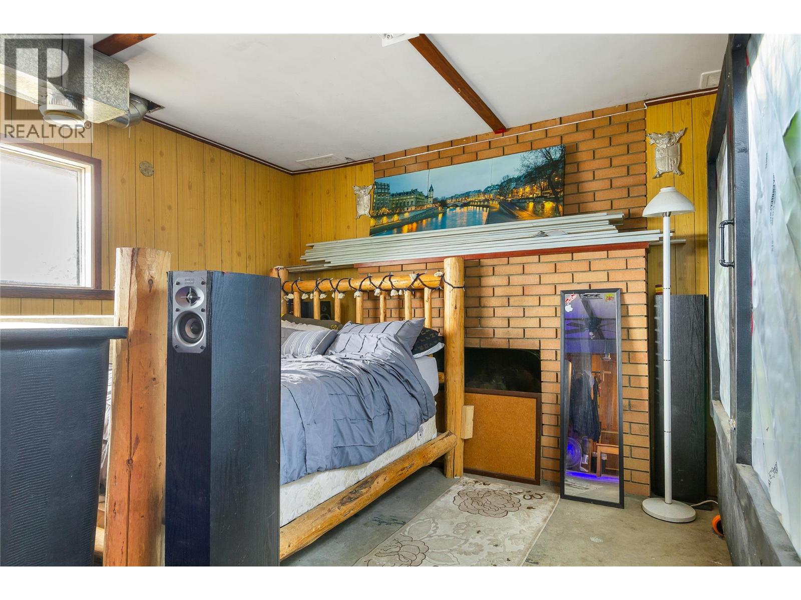 9271 Glenmore Road - 28
