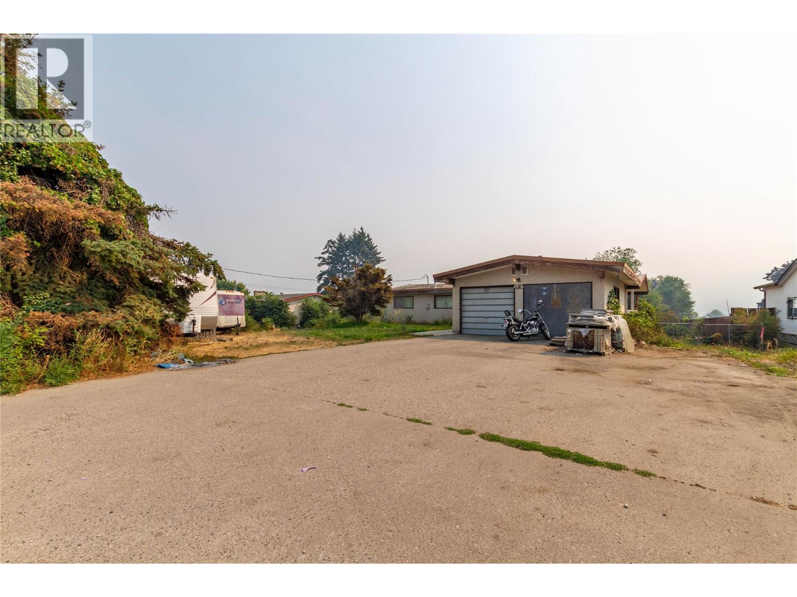9271 Glenmore Road - 36