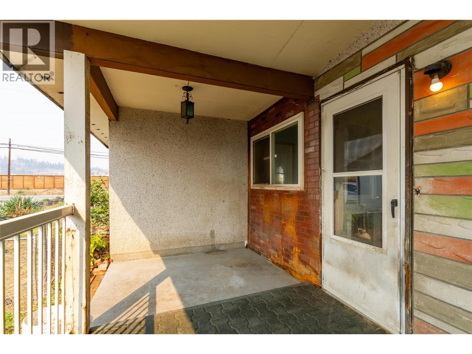 9271 Glenmore Road - Image 39