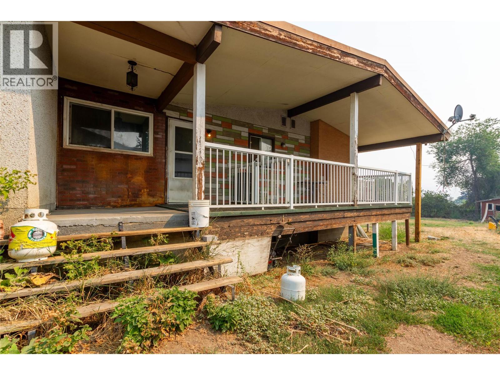 9271 Glenmore Road - 42