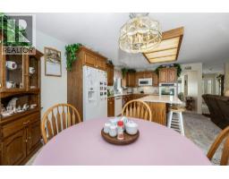 Family room - 2976 Heal Court, Armstrong, BC V0E1B2 Photo 13