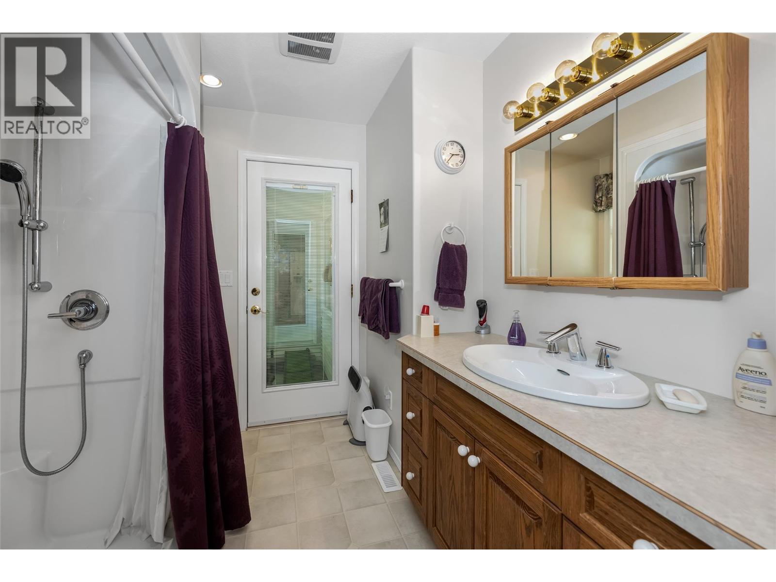2976 Heal Court - 24