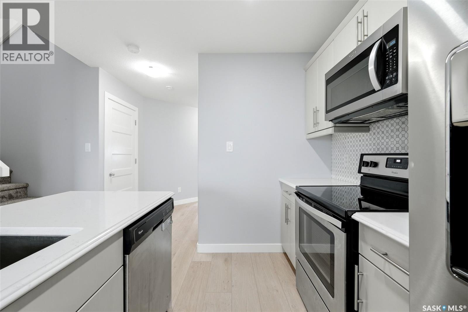 #20 5301 Beacon DRIVE - Image 10
