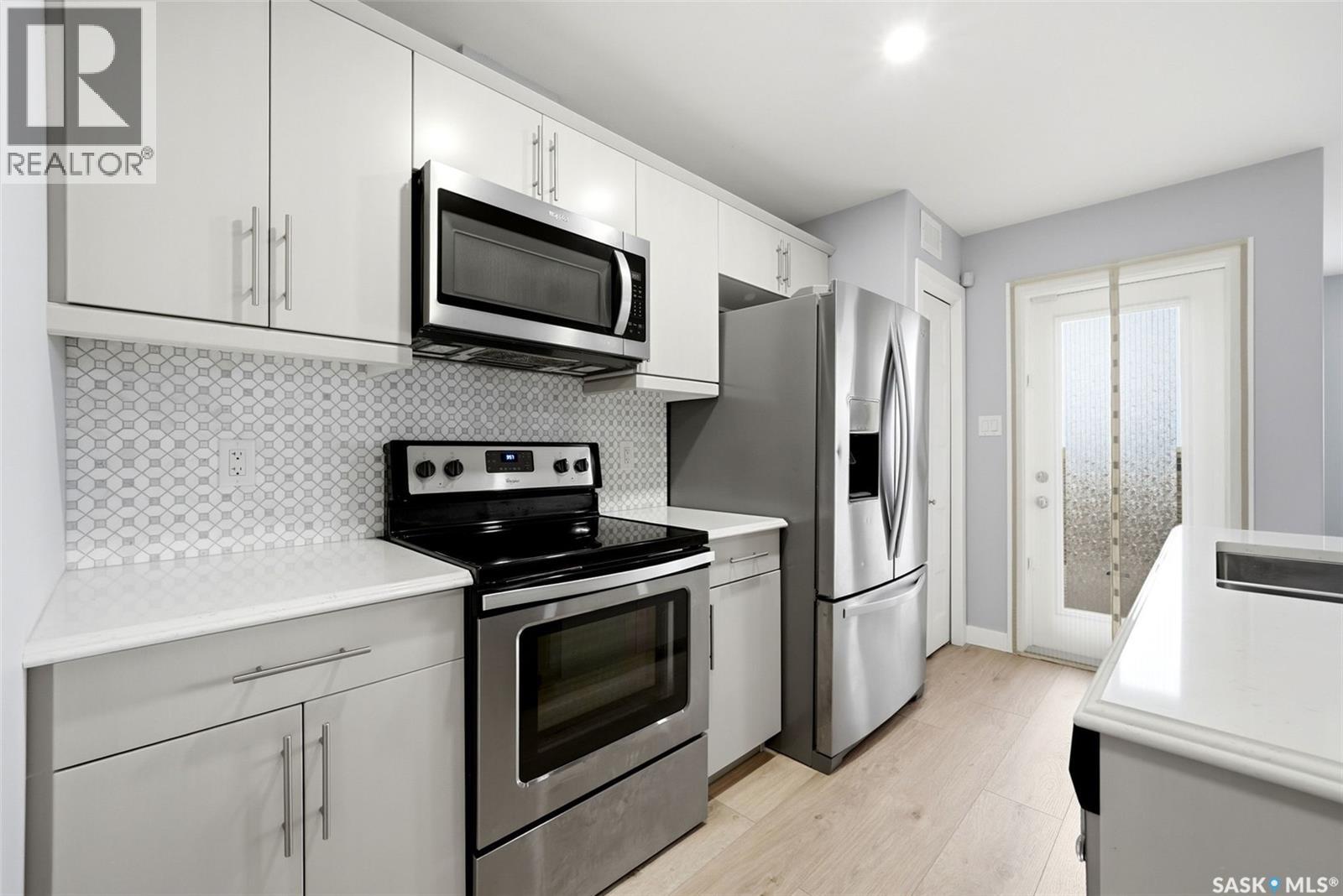 #20 5301 Beacon DRIVE - Image 9