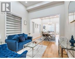26 Marvin Avenue, Oakville, ON L6H0Z8 Photo 6