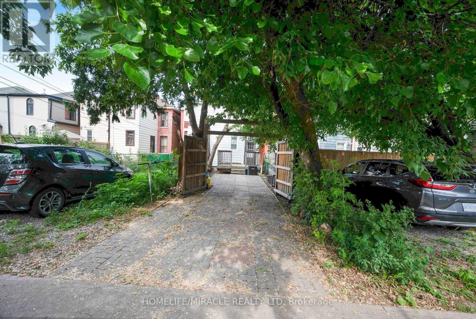 100 GIBSON AVENUE - Image 33
