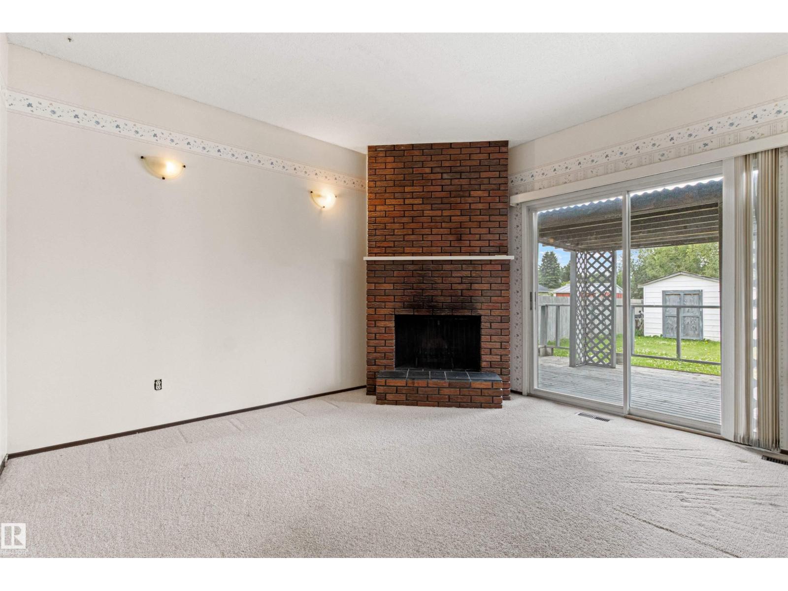 1984 68 Street NW - Photo 18